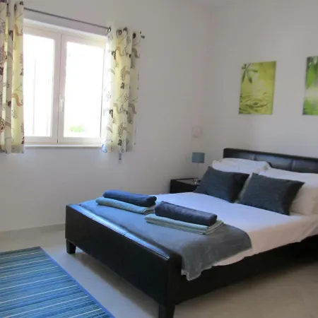 One Bed Apartment, 80g Pizzo Beach Club Italy Fondaco Vecchio